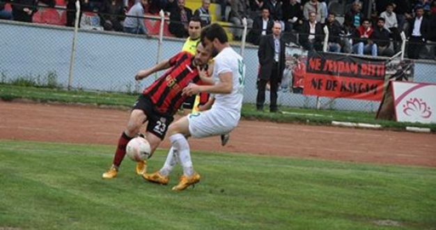 Çorum Belediyespor Darıca Gençlerbirliği 0-0 3.lig play-off maçının özeti!Çorum'da gol sesi çıkmadı