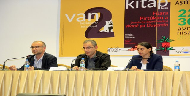 2. Van Kitap Fuarında Ezidiler konulu panel düzenlendi - Van Haber