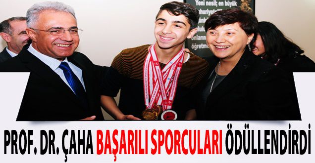 Çaha Başarılı Sporcuları Ödüllendirdi